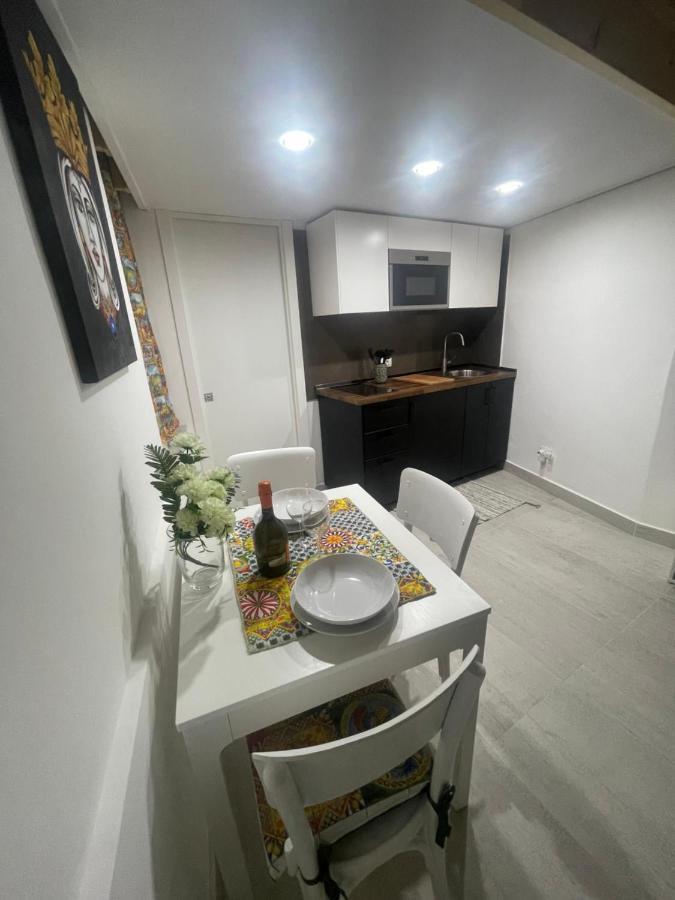 Mega House 2 Apartment CTA Exterior foto